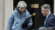 英首相赴议会通报“脱欧”会谈最新进展