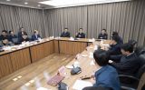 韩正在住房和城乡建设部调研并主持召开座谈会