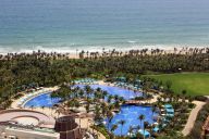 海南：发展全域旅游 打造海岛度假胜地