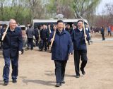 党和国家领导人参加首都义务植树活动