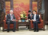 韩正会见美国前财政部长保尔森
