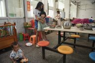 工厂“小候鸟” 守在你身旁