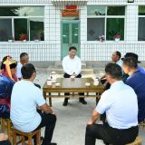 习近平的2019·七月：滚石上山不松劲