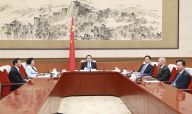 李克强主持召开国务院第三次全体会议 决定任命贺一诚为澳门特别行政区第五任行政长官