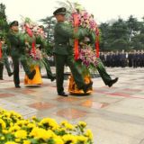 市烈士纪念日活动在钟秀烈士陵园举行