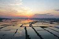 美丽中国·秋日盐湖美如画