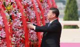 习近平等出席烈士纪念日向人民英雄敬献花篮仪式并瞻仰毛泽东同志遗容