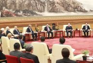 李克强同在华外国专家举行新春座谈会
