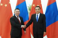 李克强会见蒙古国总统巴特图勒嘎