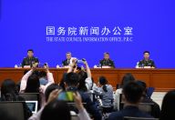 国务院新闻办发布《中国军队参加联合国维和行动30年》白皮书