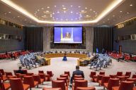 联合国安理会重返原会厅举行会议