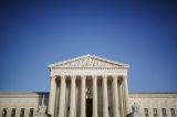 美国国会参议院批准巴雷特任联邦最高法院大法官