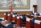 李克强主持召开经济形势专家和企业家座谈会
