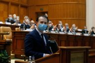 罗马尼亚议会通过对新政府的信任投票