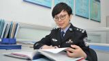 杨蓉代表：“打通社区智慧综合平台”