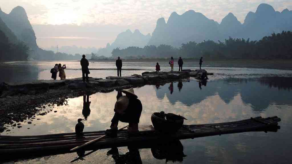 “红+绿”让漓江人端起“金饭碗”