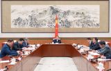 李克强主持召开政府特殊津贴制度高层次高技能人才座谈会 韩正出席