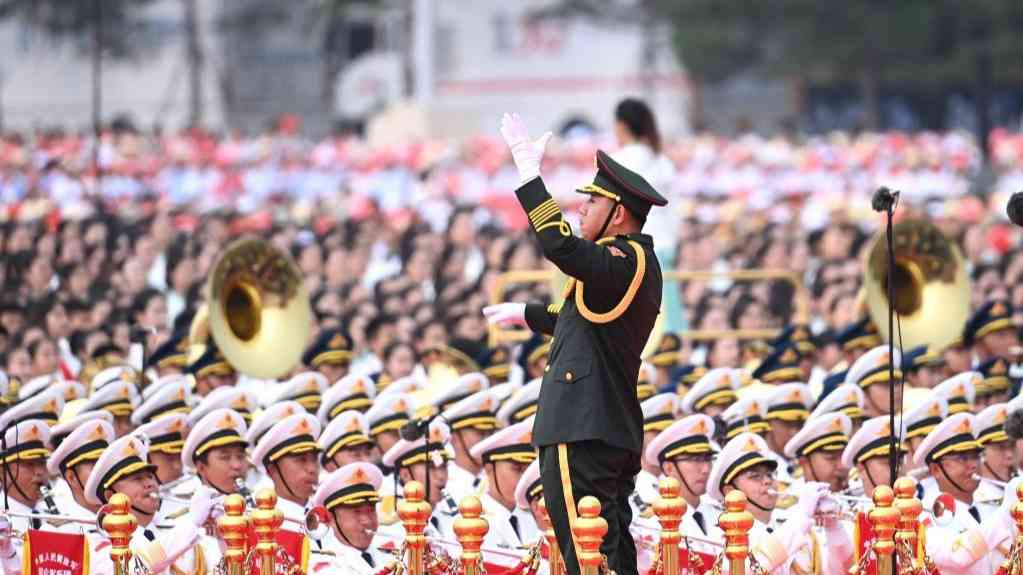 奏响时代强音 展现无限忠诚