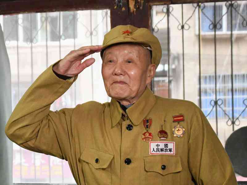 張富清:信仰如山,初心如磐