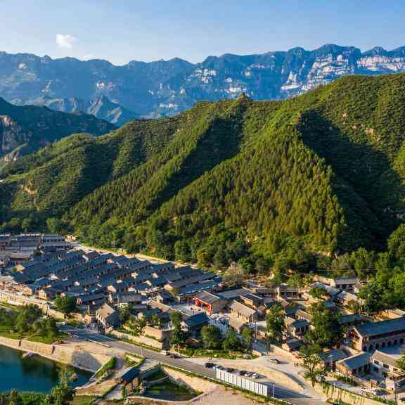 上下同心,尽锐出战——脱贫攻坚精神述评