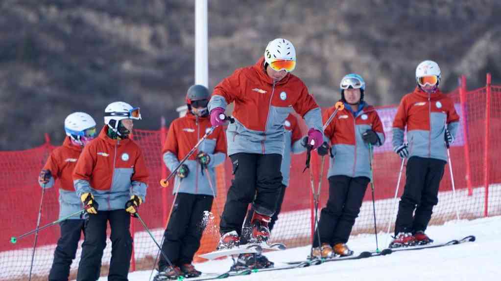 同心筑梦向未来——写在北京冬奥会开幕倒计时100天之际