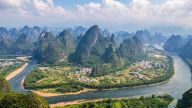 实现中华民族伟大复兴成为中国人民和中华民族最伟大的梦想