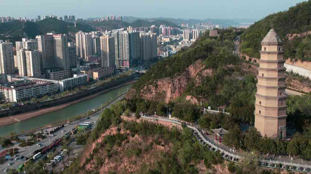 无愧时代,以更加昂扬的姿态奋进新征程