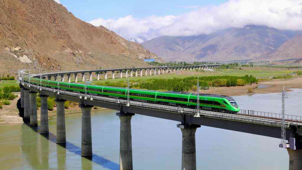 雪域高原上的赞歌——“老西藏精神”述评