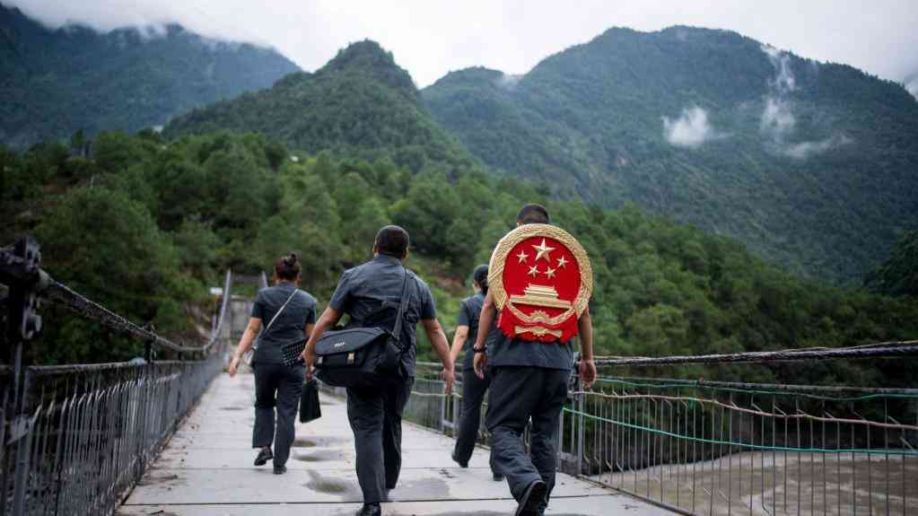 “法治兴则国兴,法治强则国强”