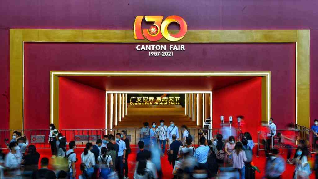 “牢牢把握服务民族复兴、促进人类进步这条主线”