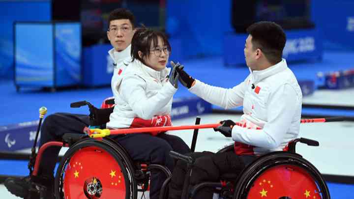 “声波刷冰”,中国轮椅冰壶队的“秘籍”