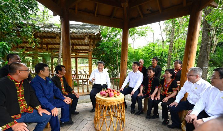 习近平在海南考察