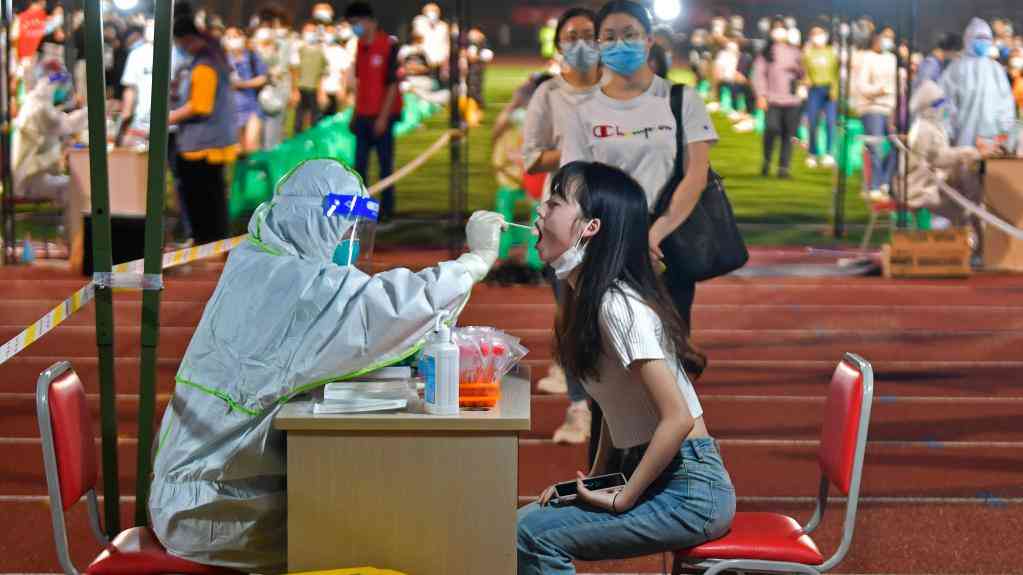 高校学生暑期返乡不得“层层加码” 国务院联防联控机制回应热点问题