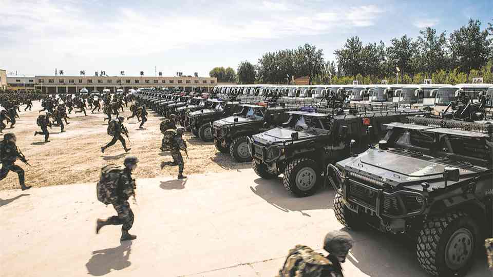 千锤百炼铸忠诚