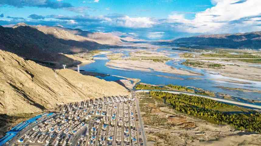 西藏:团结奋进推动雪域高原长治久安和高质量发展