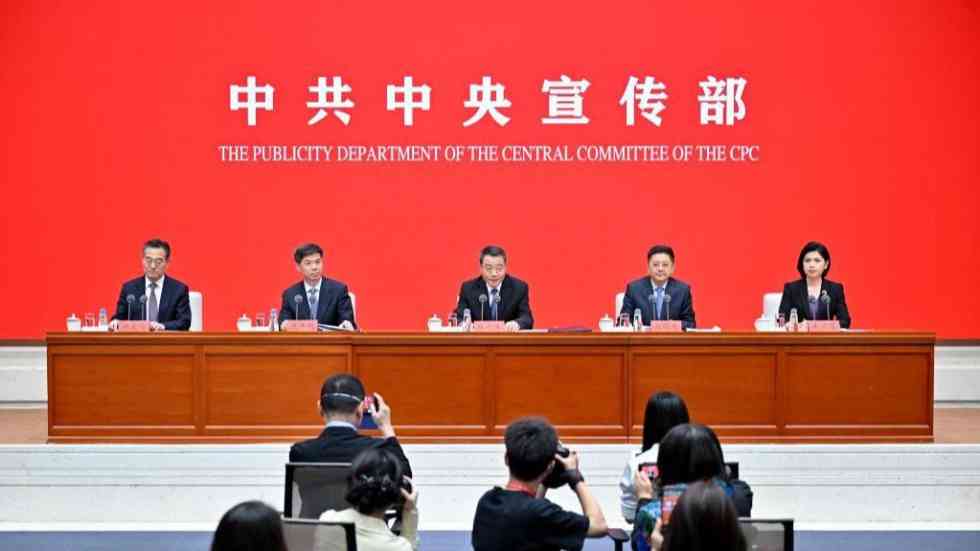 有力维护台海和平稳定,扎实推进祖国统一进程