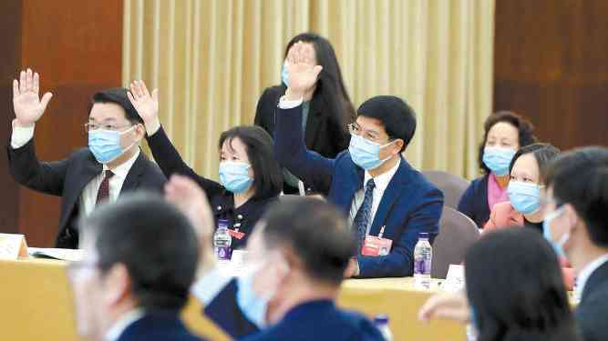 建设绿色北京 政协委员话“减碳”