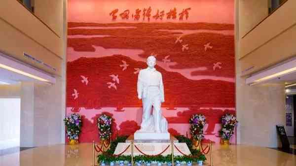 新时代 新雷锋 | 一颗永不生锈的螺丝钉,行进在时代里的永恒信念