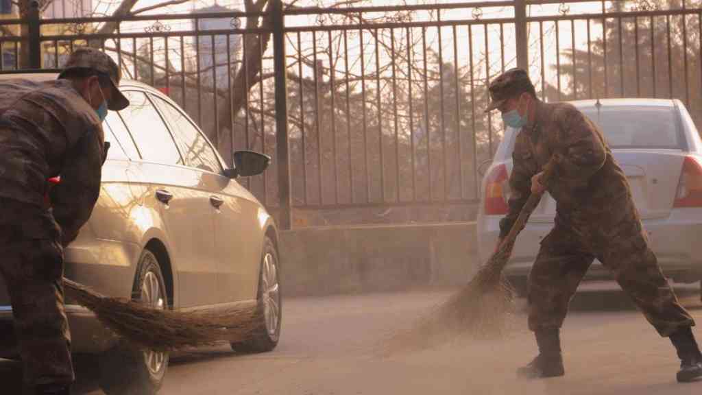 學(xué)習(xí)雷鋒好榜樣 爭(zhēng)做雷鋒接班人