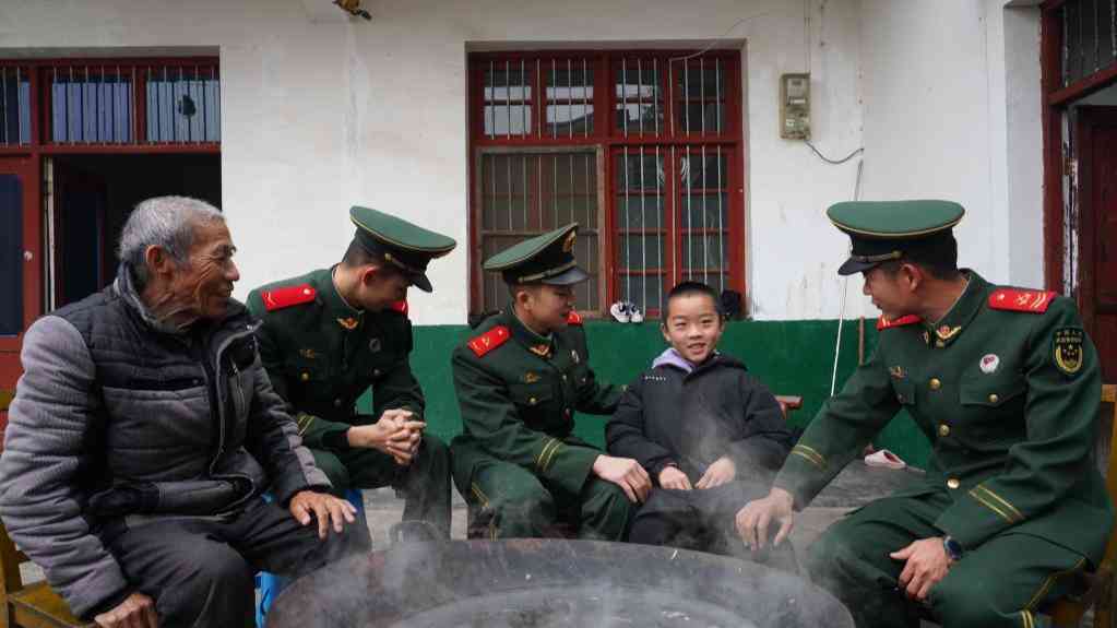 雷鋒故里的“活雷鋒”