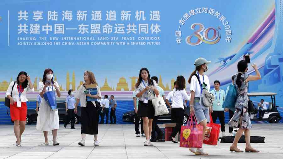 中國(guó)外貿(mào)延續(xù)穩(wěn)中向好勢(shì)頭