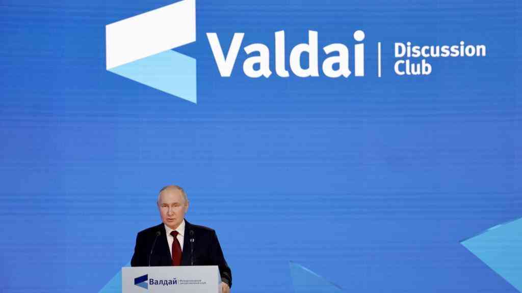 普京:“一帶一路”倡議具有廣闊發(fā)展前景