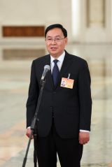 张玉卓：“源”“升”“态”助央企加快发展新质生产力