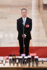 金融监管总局局长李云泽：投早投小投长期投硬科技 支持科技创新