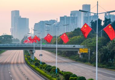 【党员课堂】人民之眼映初心 刀刃向内砺征程——解码“两个答案”的内在逻辑