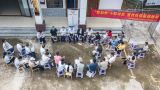 海南保亭：转变干部作风 化解群众难题