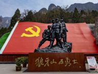 【铭记历史 缅怀先烈】从苦难到辉煌 抗战精神照亮复兴路