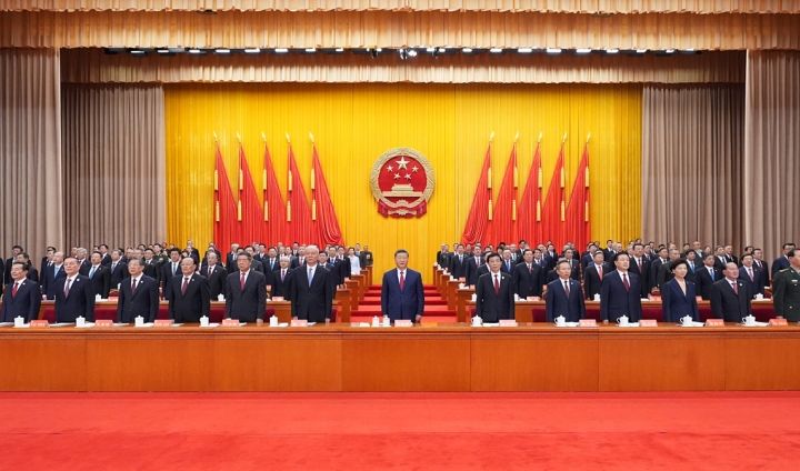 此行间·他们在主席台再次见到总书记