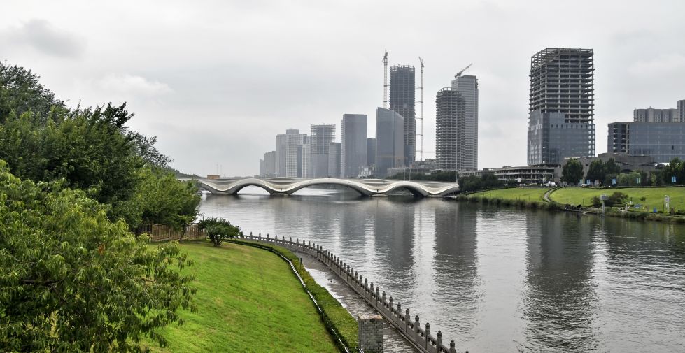 2025年8月16日在北京市通州区拍摄的大运河沿岸景色。    新华社记者 李欣 摄