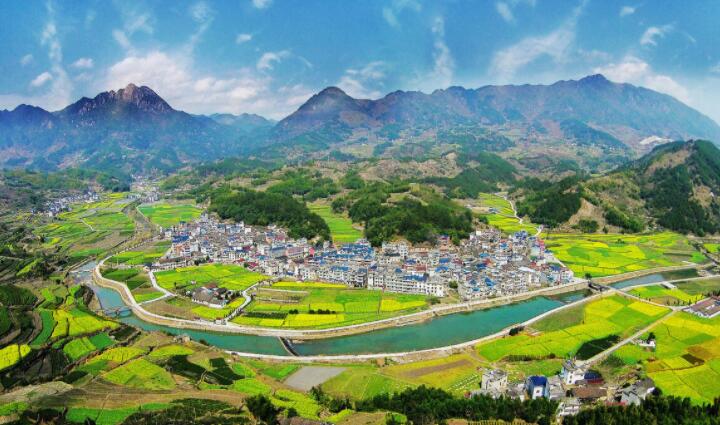 快評(píng)丨“五年規(guī)劃”，不斷實(shí)現(xiàn)人民對(duì)美好生活的向往